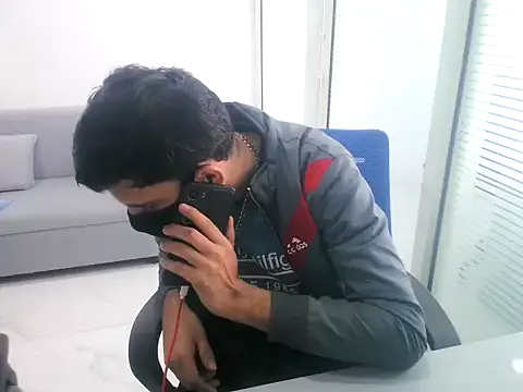 rahulkajuuu0909 online show from January 14, 7:36 am