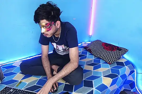 rahulkajuuu0909 online show from January 18, 8:07 am