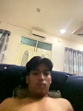 Snapshot of fuckbitch_01 chatting on September 22, 4:42 pm fuckbitch 01 online show from September 22, 4:42 pm