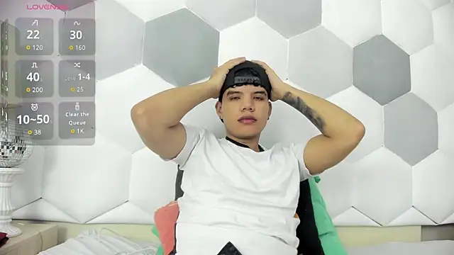 Axel Forte online show from October 15, 1:22 pm