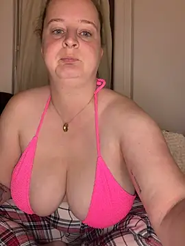 curvy eina online show from July 16, 9:43 pm