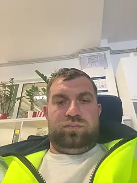 daniel21p online show from April 18, 10:54 pm