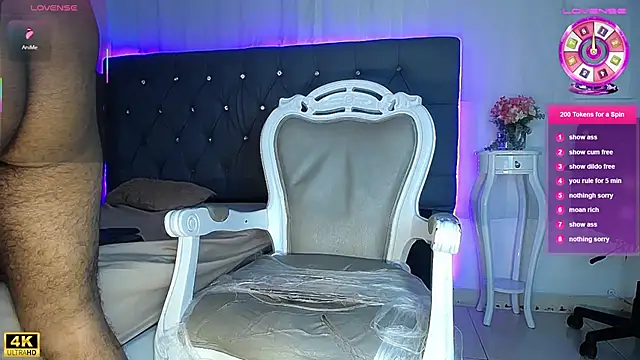 Snapshot of Javier_Hot27 chatting on October 30, 7:25 pm Javier Hot27 online show from October 30, 7:25 pm