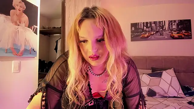 ScarletThompsonx online show from October 23, 10:52 pm