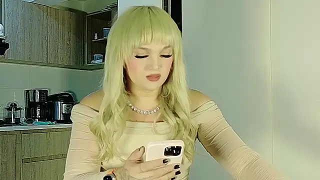 Snapshot of ScarletThompsonx chatting on June 30, 12:00 am ScarletThompsonx online show from June 30, 12:00 am