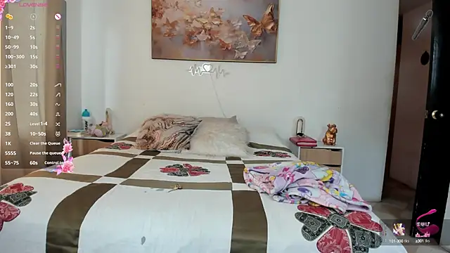 jessyegoldenn online show from March 17, 2:01 pm