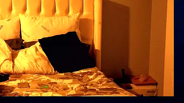 ebonylover1 online show from January 10, 10:03 pm