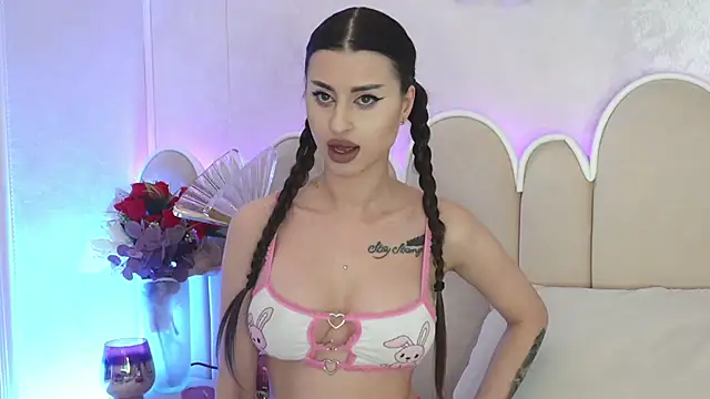 Alice Voss online show from January 14, 6:30 am