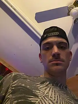 Polaroid White online show from November 7, 11:32 am