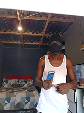 Snapshot of TheBlackT chatting on February 20, 6:37 am TheBlackT online show from February 20, 6:37 am