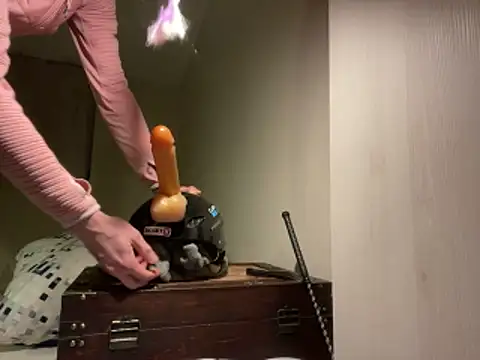 femboybandi online show from February 24, 10:30 pm