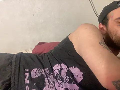 delidemente333 online show from July 24, 9:18 am