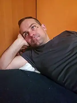 Snapshot of jenejanton chatting on February 26, 7:09 am jenejanton online show from February 26, 7:09 am