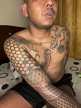 Saipuer31 online show from March 23, 7:23 am