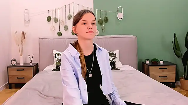 Amber Rogers online show from March 17, 8:30 pm