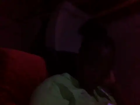 Snapshot of LoveDropss chatting on October 30, 6:52 pm LoveDropss online show from October 30, 6:52 pm