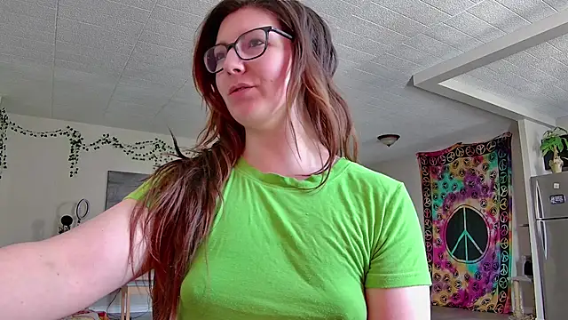 Snapshot of goddessjadee chatting on March 12, 9:24 pm goddessjadee online show from March 12, 9:24 pm