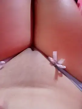 Snapshot of meddy_delicinha chatting on January 9, 6:31 pm meddy delicinha online show from January 9, 6:31 pm