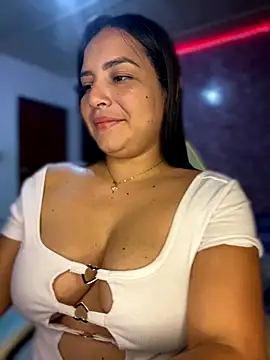 Sara chanel92 online show from January 7, 10:45 pm