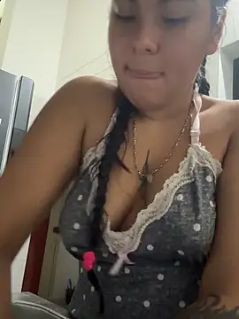 Snapshot of Emily_Black1 chatting on February 2, 1:15 am Emily Black1 online show from February 2, 1:15 am