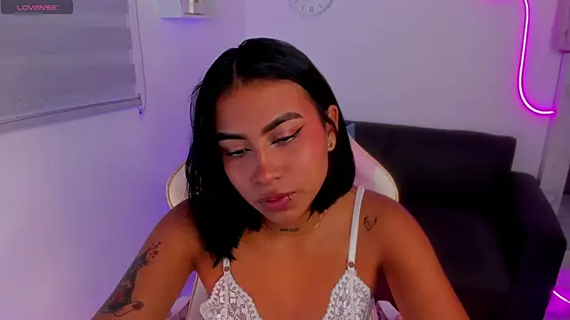 Snapshot of Ivyy_Moon_ chatting on September 11, 2:11 am Ivyy Moon online show from September 11, 2:11 am