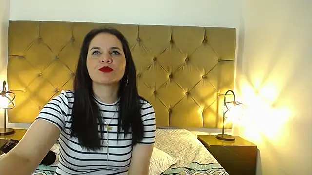 laura hotties online show from March 17, 4:01 pm