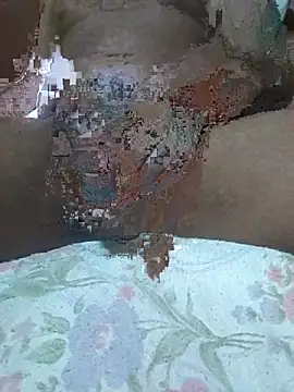 Snapshot of King_Masturbator chatting on March 17, 11:10 am King Masturbator online show from March 17, 11:10 am