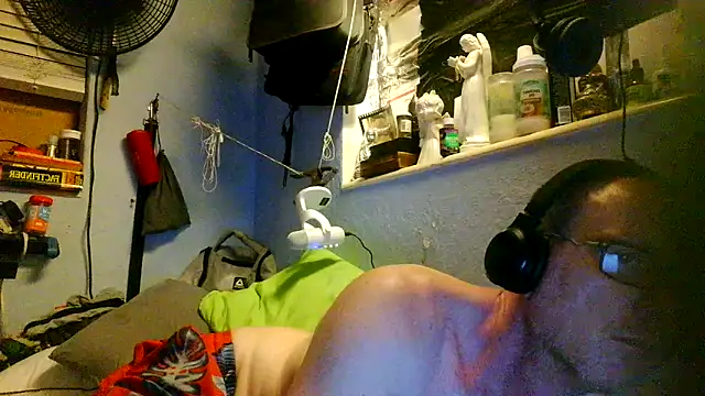 PornStro921 online show from March 29, 12:54 am