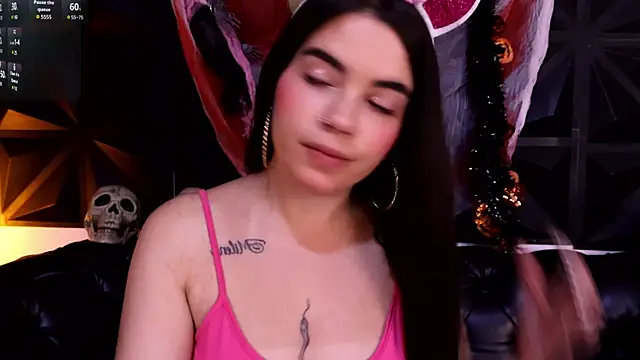 DaphneGlas online show from October 22, 12:49 pm