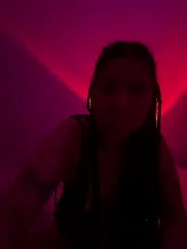 Snapshot of KiaraCut chatting on June 6, 5:28 pm KiaraCut online show from June 6, 5:28 pm