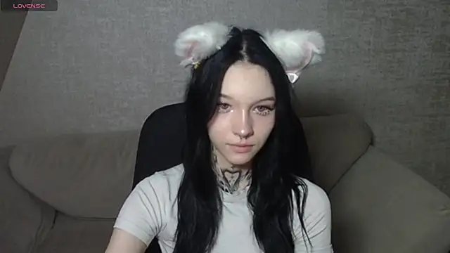 mefwhore online show from February 28, 6:41 pm