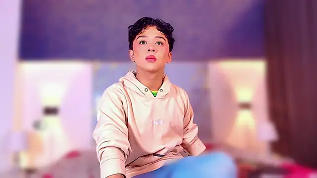 Snapshot of Dante_bre chatting on January 6, 11:03 am Dante bre online show from January 6, 11:03 am