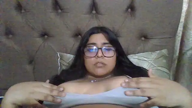 Snapshot of virginbrunette99 chatting on March 14, 4:30 pm virginbrunette99 online show from March 14, 4:30 pm