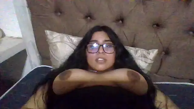 Snapshot of virginbrunette99 chatting on March 16, 7:26 am virginbrunette99 online show from March 16, 7:26 am