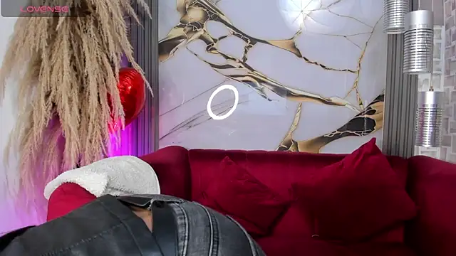 Bella williamss  online show from October 27, 8:02 pm