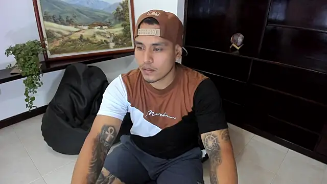 maxflurry  online show from March 4, 1:55 am