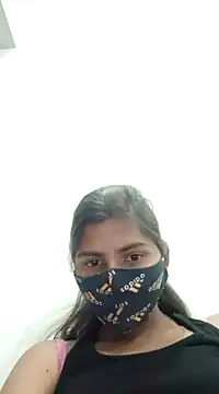 Snapshot of heena-3678 chatting on March 4, 9:18 am heena-3678 online show from March 4, 9:18 am