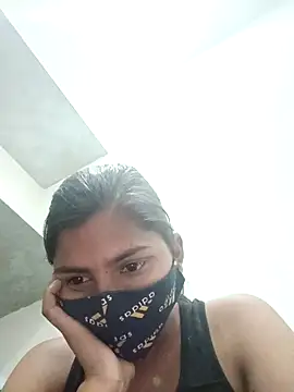 Snapshot of heena-3678 chatting on March 13, 1:50 pm heena-3678 online show from March 13, 1:50 pm