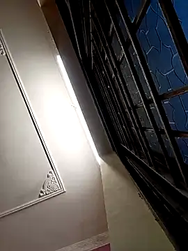 Snapshot of heena-3678 chatting on September 28, 12:54 pm heena-3678 online show from September 28, 12:54 pm