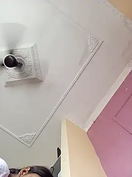 Snapshot of heena-3678 chatting on October 7, 5:15 am heena-3678 online show from October 7, 5:15 am