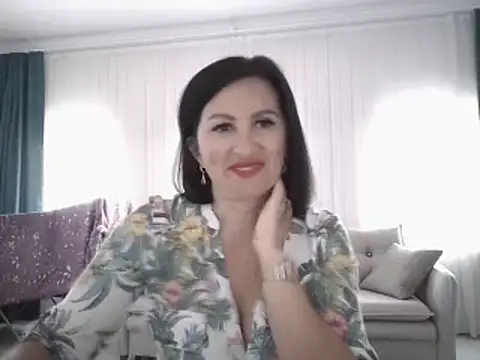 Snapshot of Rosa_Angie chatting on March 5, 6:23 am Rosa Angie online show from March 5, 6:23 am