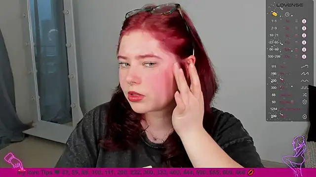 Lily lu one online show from March 17, 3:40 pm