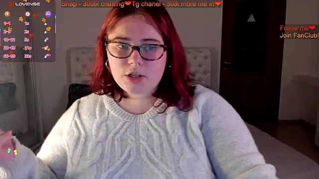 Lily lu one online show from November 18, 9:41 pm