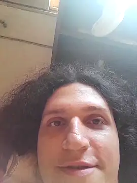 Snapshot of daimarilia chatting on March 14, 2:52 pm daimarilia online show from March 14, 2:52 pm