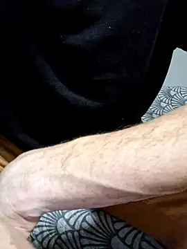 Snapshot of tajemniczy199 chatting on October 14, 10:21 pm tajemniczy199 online show from October 14, 10:21 pm