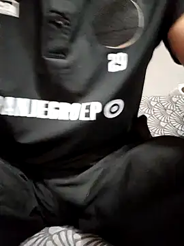 Snapshot of tajemniczy199 chatting on October 20, 10:43 pm tajemniczy199 online show from October 20, 10:43 pm