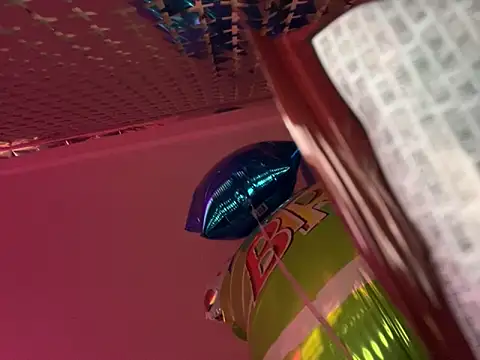 Snapshot of YODAPESOS chatting on November 1, 12:45 am YODAPESOS online show from November 1, 12:45 am