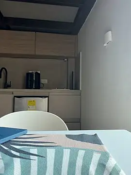 latinbbc 00 online show from February 27, 12:16 pm