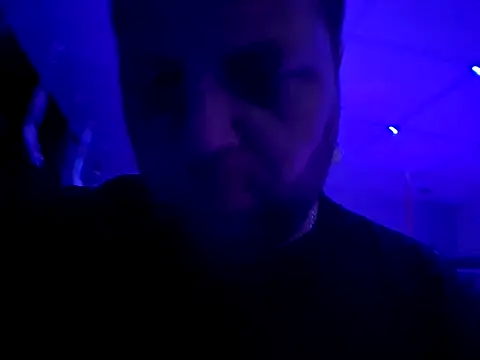 Snapshot of MickDollz chatting on February 25, 11:08 am MickDollz online show from February 25, 11:08 am