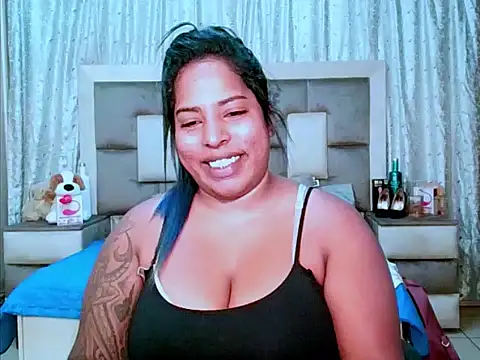 Snapshot of indiantopaz694u chatting on March 8, 4:23 am indiantopaz694u online show from March 8, 4:23 am